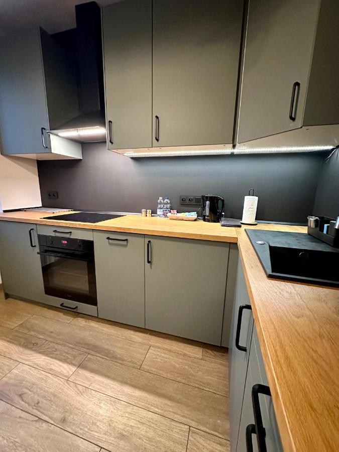 Jazz Apartament Czestochowa Centrum 2-Bedroom Zewnętrze zdjęcie